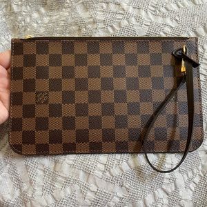 Louis Vuitton Damier Ballerine Wristlet